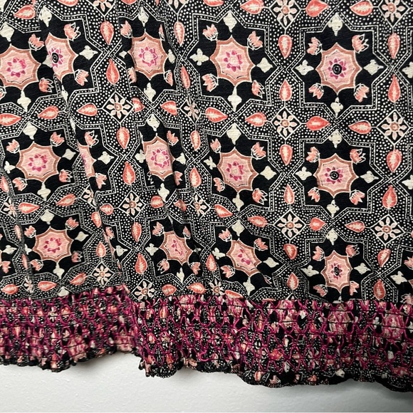 Lucky Brand Women Top 1X Black Pink Embroidered Split Neck Boho Dark Cottagecore - Picture 5 of 11